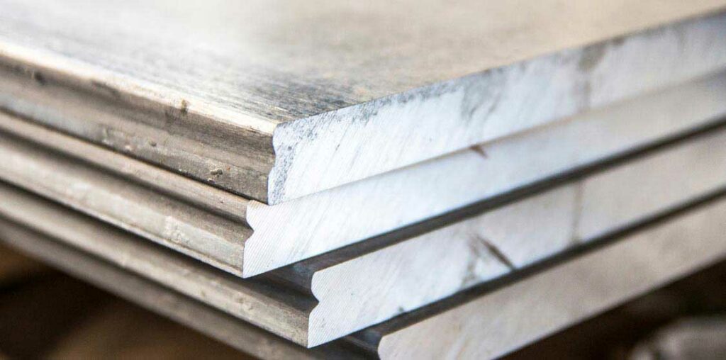 Алюминиевая плита 85 мм 2000 мм А6 ГОСТ 17232-99